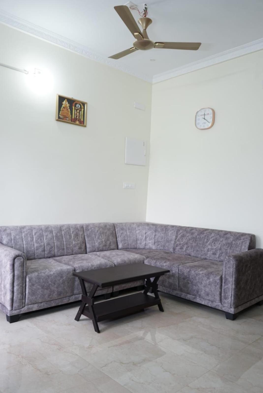 Sreepaada Holiday home *